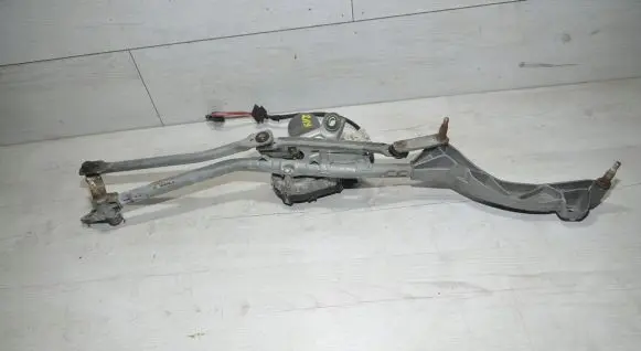 Mercedes-Benz CLS C219 Front wiper linkage and motor 2198200142
