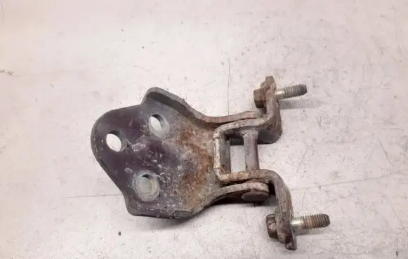 Mitsubishi Galant Front door lower hinge 