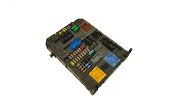 Peugeot 308 Fuse box set 9846483480 28756170