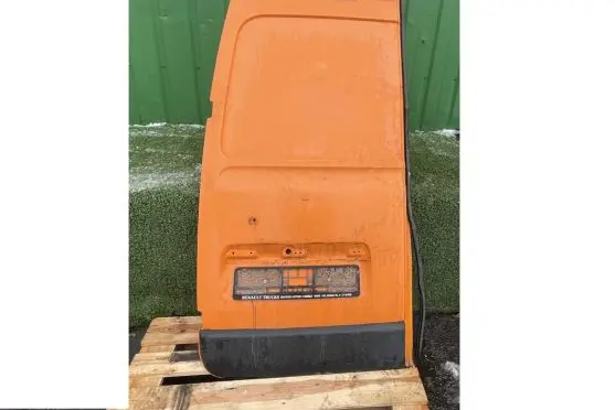 Renault Master III Back/rear loading door 901010195R
