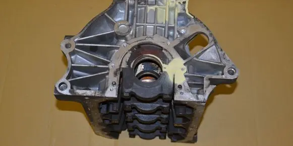 Volkswagen Golf IV Engine block 030130019C