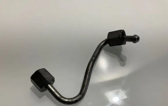 Mercedes-Benz E W212 Fuel injector supply line/pipe 