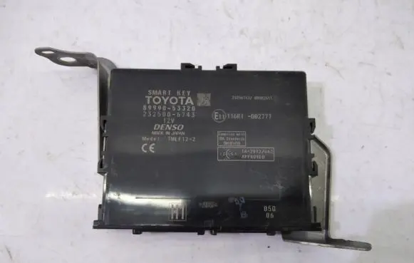 Lexus IS III XE30 Keyless (KESSY) go control unit/module 