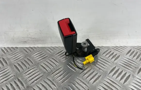 Mercedes-Benz E W212 Rear seatbelt buckle A2128601969 34022730B B270613