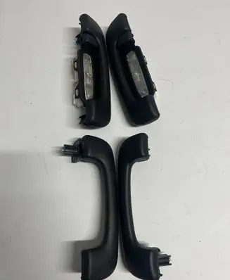 Dodge Charger A set of handles for the ceiling 1RV81TRMAB 1RV80TRMAB
