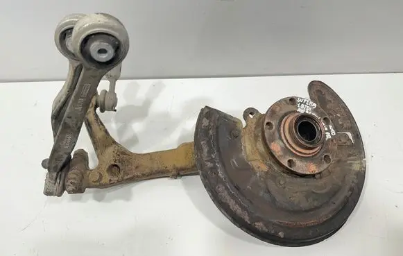 Skoda Superb B5 (3U) Front wheel hub