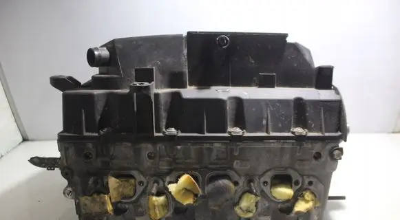 Volkswagen PASSAT B6 Engine head 