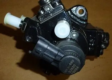 Opel Meriva B Fuel injection high pressure pump 0445010155T