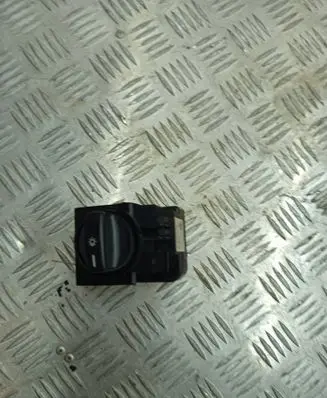 Mercedes-Benz B W245 Light switch 1695452704 0789643 32221101