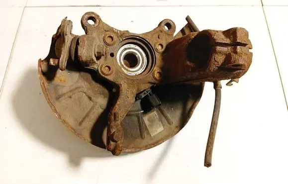 Volkswagen Tiguan Front wheel hub 