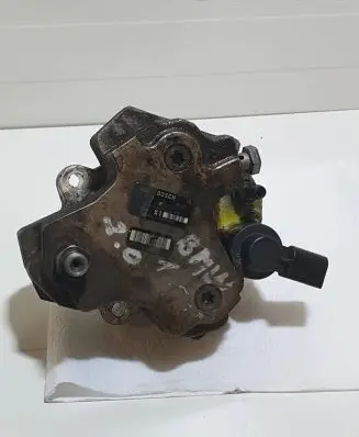 BMW 3 E46 Fuel injection high pressure pump 7788670 502947982338 798233