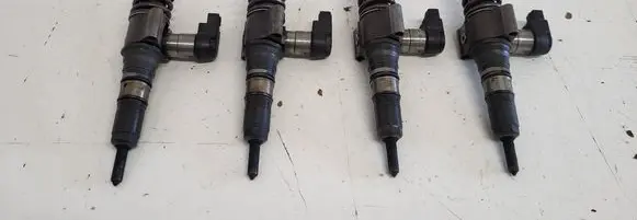 Volkswagen PASSAT B6 LP gas injectors set 03G1300735