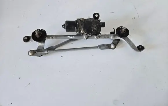 Nissan Leaf II (ZE1) Front wiper linkage and motor