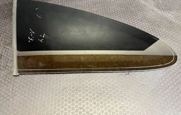 Honda CR-V Rear side window 43R006723 DOT24M101AS3