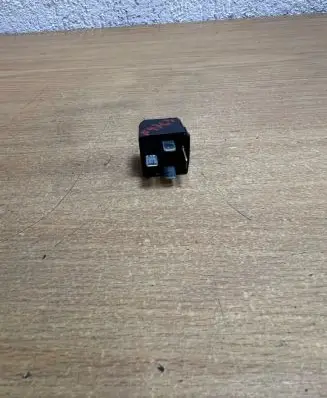 Mercedes-Benz E C207 W207 Other relay A0025421319 4RA00779100