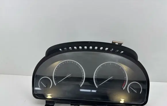 BMW 5 F10 F11 Speedometer (instrument cluster) 17388410
