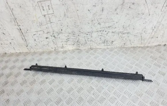 Audi A4 S4 B9 Intercooler air guide/duct channel 8W0121293A