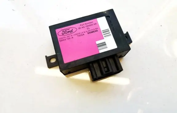 Ford Focus Alarm control unit/module 98ag15k600aa 5wk4720-a