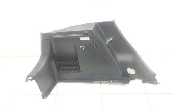 Trunk/boot lower side trim panel