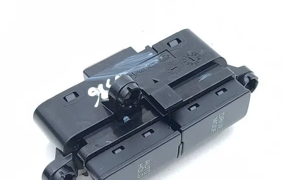 KIA Sportage Handbrake/parking brake auto hold switch 93310R2520 2210240000224