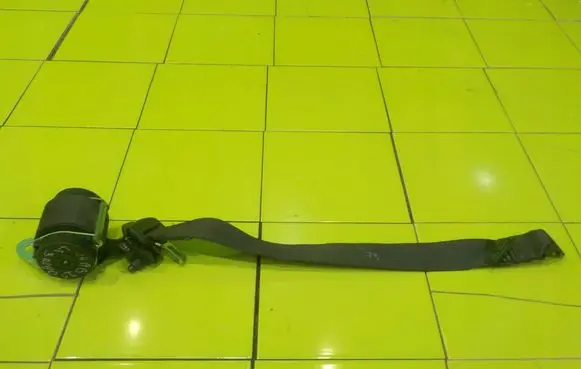 Opel Zafira C Rear seatbelt N13251333 BEZPIECZENSTWA