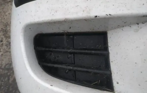 Fiat Idea Front bumper lower grill