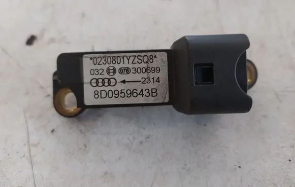 Audi A4 S4 B5 8D Airbag deployment crash/impact sensor 8D0959643B