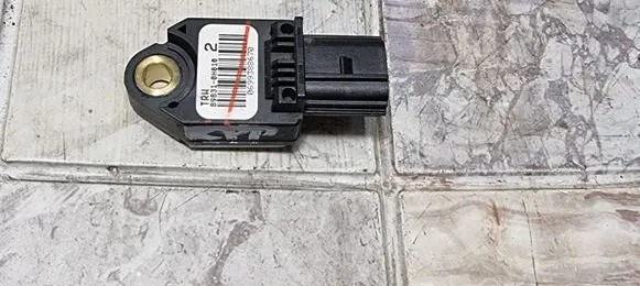 Citroen C1 Airbag deployment crash/impact sensor 898310H010