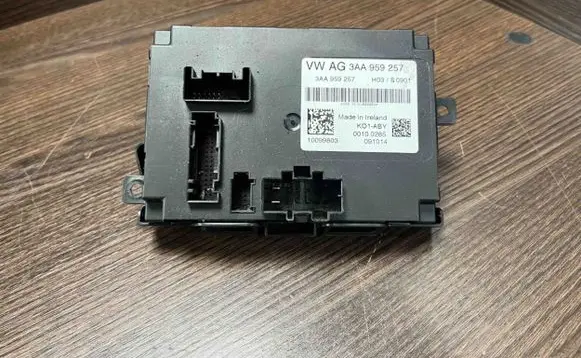 Volkswagen PASSAT B8 USA Seat control module 3AA959257 10099803