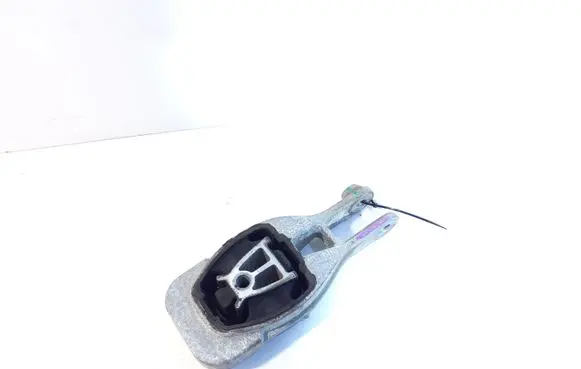 Buick Encore I Engine mount bracket 95248684