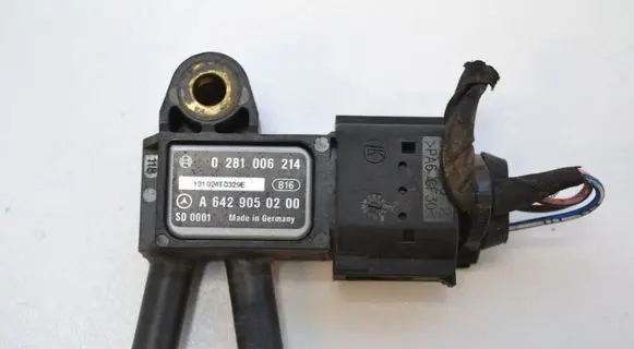Mercedes-Benz Sprinter W906 Exhaust gas pressure sensor 0281006214 A6429050200
