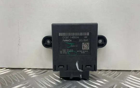 Ford Fusion II Door control unit/module DG9T14B534AM DG9T14C112AL