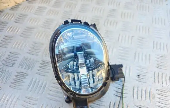 Volvo C30 Front fog light 31353110 7330100001