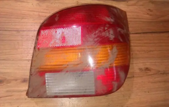 Ford Fiesta Rear/tail lights 89fg13n004aa a-28-10.881