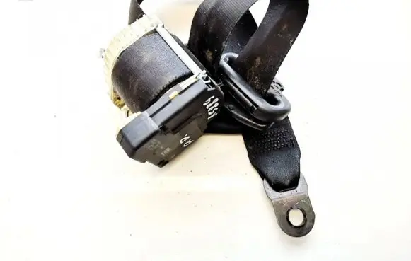 Ford Focus Front seatbelt 4m51a61294al 4m51-a61294-al