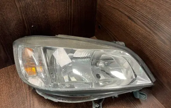Opel Zafira A Headlight/headlamp 89100055 89100157