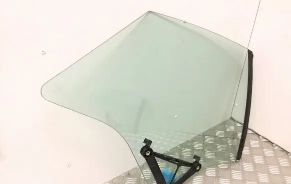 Mercedes-Benz E W238 Rear side window A2386705400