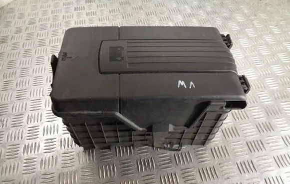 Volkswagen PASSAT B7 Battery box tray 3C0915335 3C0915336A 3C0915443A