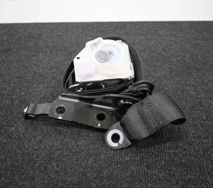 Tesla Model S Rear seatbelt 20280382022028