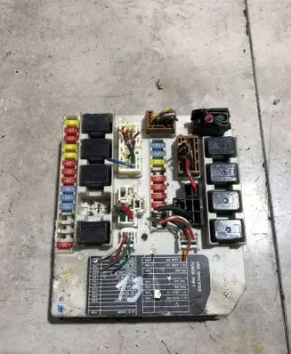 Nissan Micra Fuse box set 284B7AX61A
