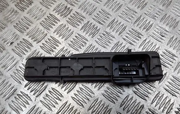 Opel Astra G Tail light bulb cover holder 393203