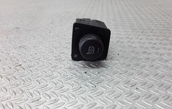 Opel Antara Wing mirror switch 201004180