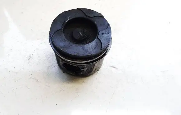Mazda 3 I Piston 142