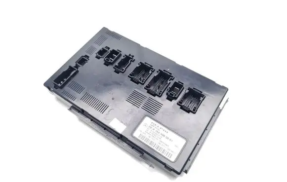 Mercedes-Benz ML W164 Fuse module A1649005001 28291984 A1645457116