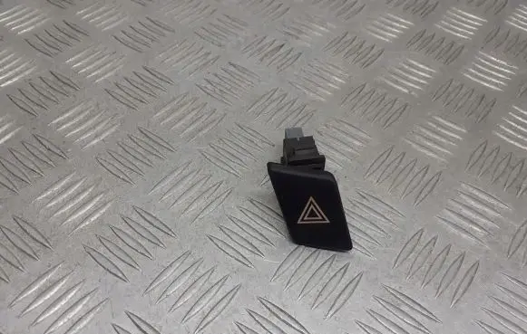 Toyota Yaris Hazard light switch