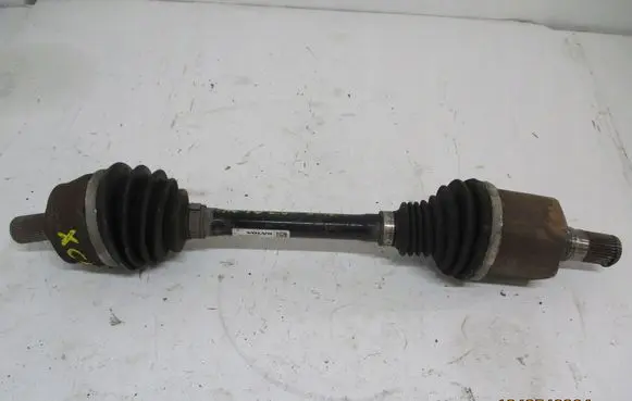 Volvo XC40 Front driveshaft P32240098