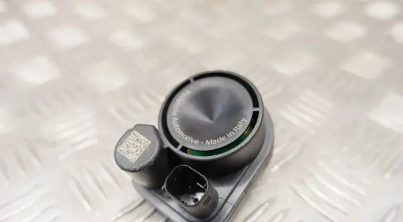 Lexus ES 300h (7th Gen) Alarm system siren 8904033040