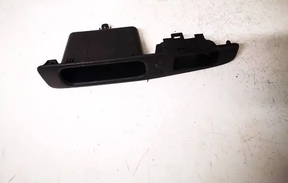Nissan Qashqai Electric window control switch 82951jd000