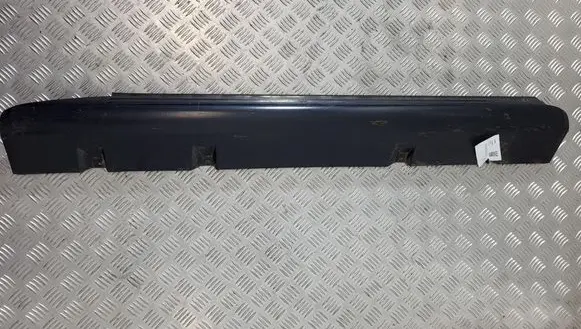 Suzuki Jimny Sill/side skirt trim 