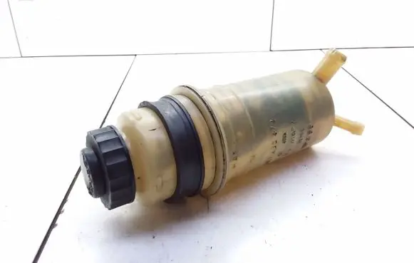 Power steering fluid tank/reservoir
